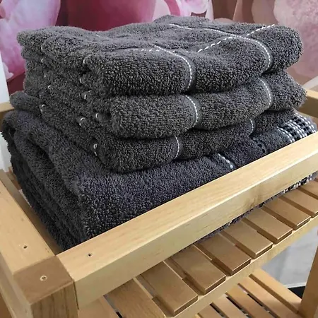 شقة Willkommen Im Casa Felice, Der Wohlfuehl Oase Mit Balkon, 4 Betten Und Homeoffice Platz *