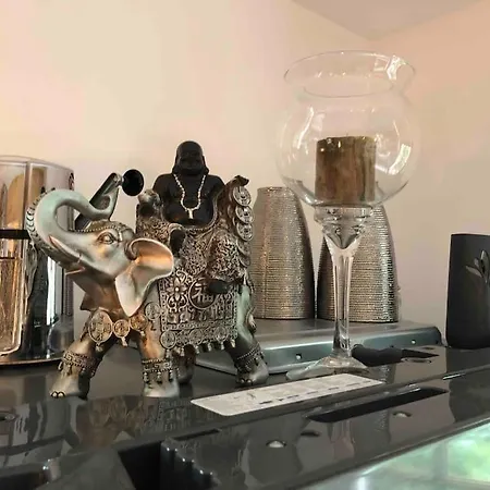 Willkommen Im Casa Felice, Der Wohlfuehl Oase Mit Balkon, 4 Betten Und Homeoffice Platz *