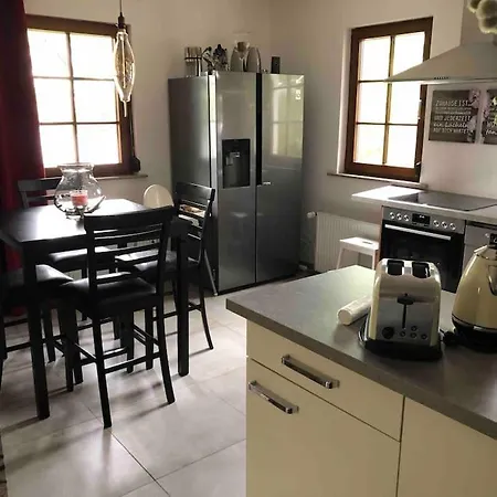 شقة Willkommen Im Casa Felice, Der Wohlfuehl Oase Mit Balkon, 4 Betten Und Homeoffice Platz *