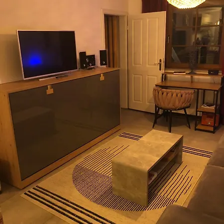 Willkommen Im Casa Felice, Der Wohlfuehl Oase Mit Balkon, 4 Betten Und Homeoffice Platz Apartment *