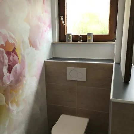 Apartment Willkommen Im Casa Felice, Der Wohlfuehl Oase Mit Balkon, 4 Betten Und Homeoffice Platz