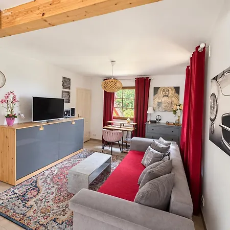 Ruhiges Business Mit Balkon & Homeoffice - Naehe Sindelfingen Apartamento